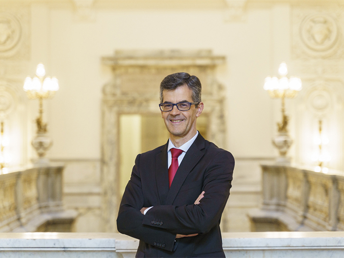 D.G. Operaciones, Mercados y Sistemas de Pago. 20 IESE Banking Industry Meeting. 'El euro digital: navegando el nuevo panorama monetario de Europa'